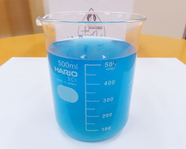 簡易トイレ用凝固剤「ポイレかた丸」吸水実験3
